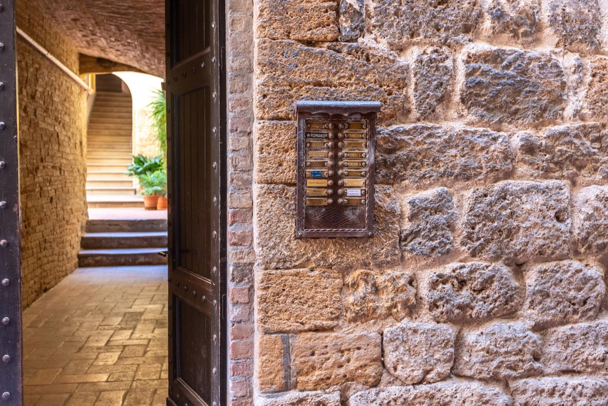Appartement Il Teatro à San Gimignano Extérieur photo